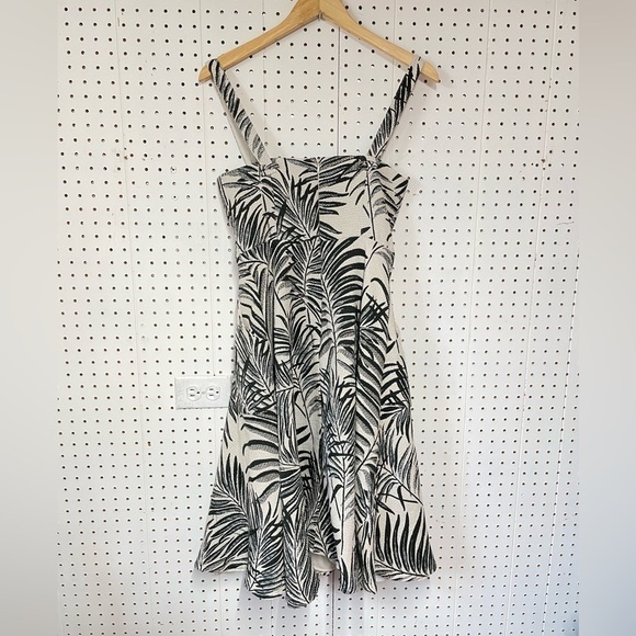 HUTCH Aidy Black Ivory Palm Print Midi Dress Button Front Womens - Picture 5 of 5